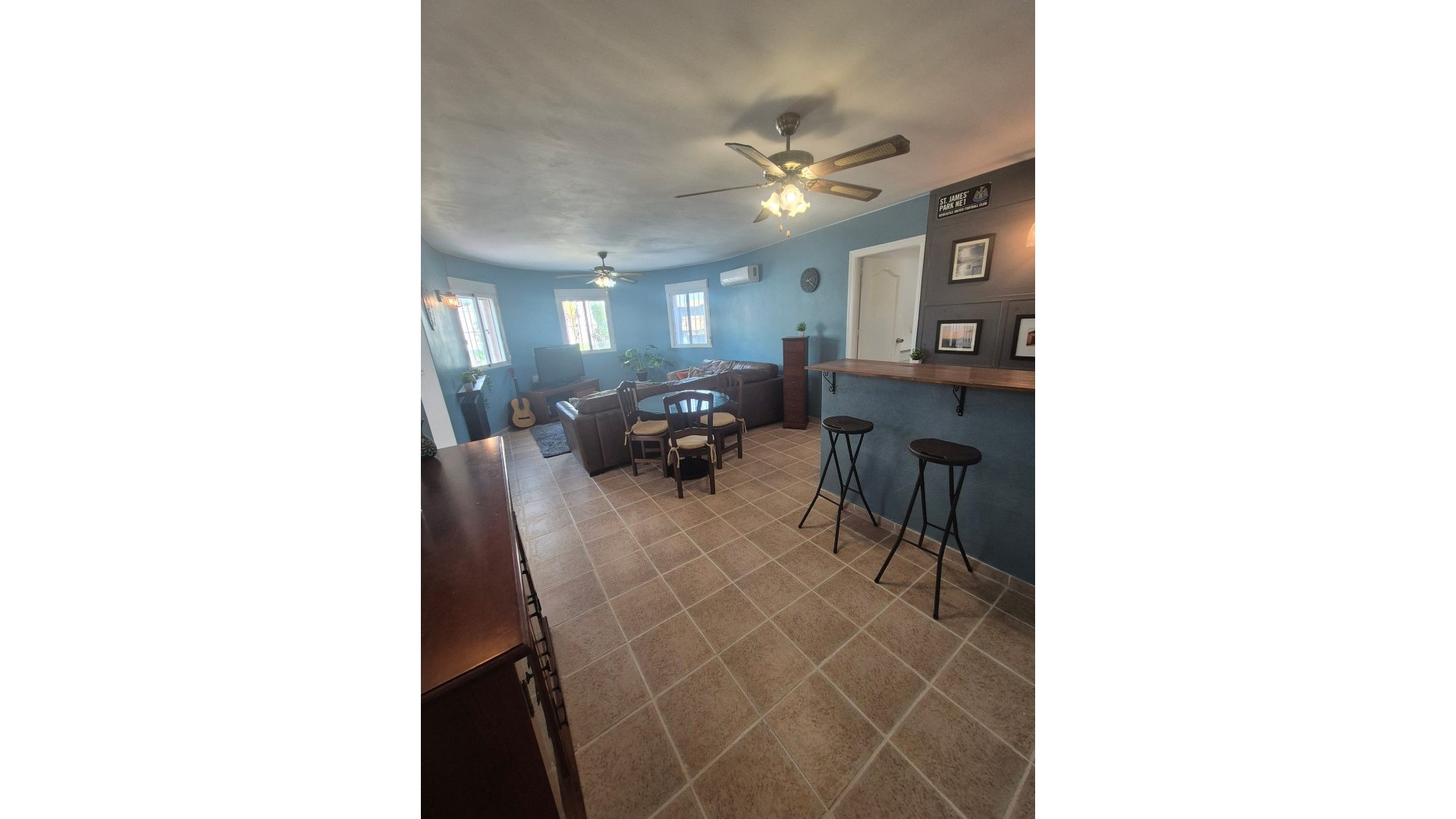 Venta - Chalet Independiente -
San Miguel de Salinas