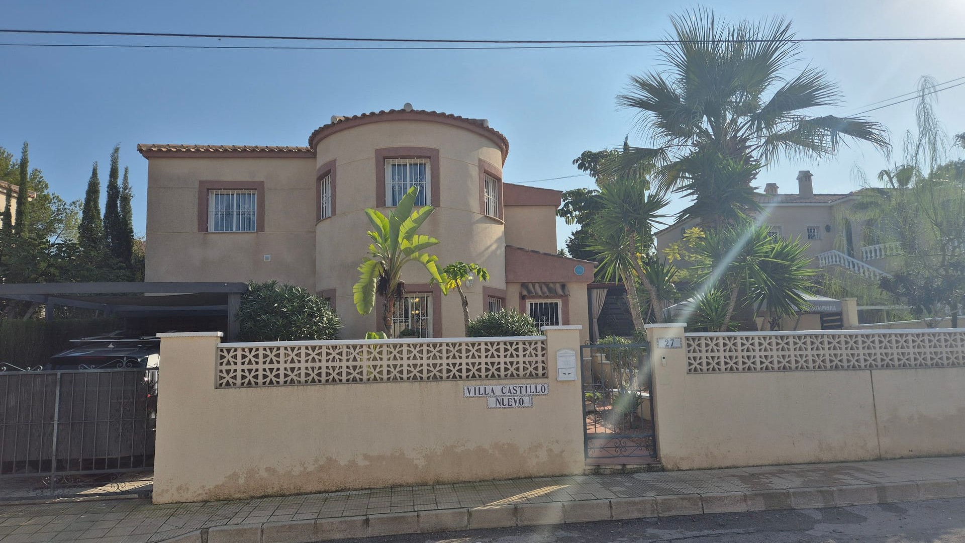 Venta - Chalet Independiente -
San Miguel de Salinas