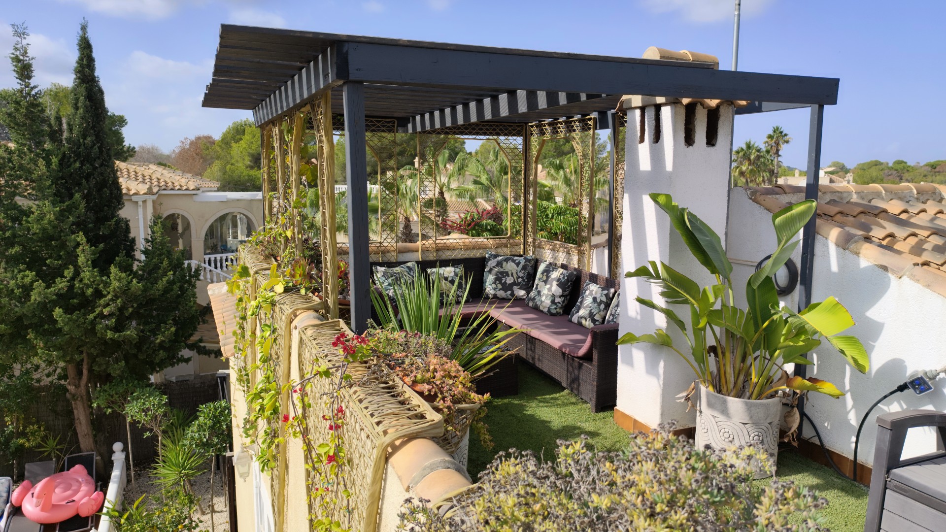 Venta - Chalet Independiente -
San Miguel de Salinas