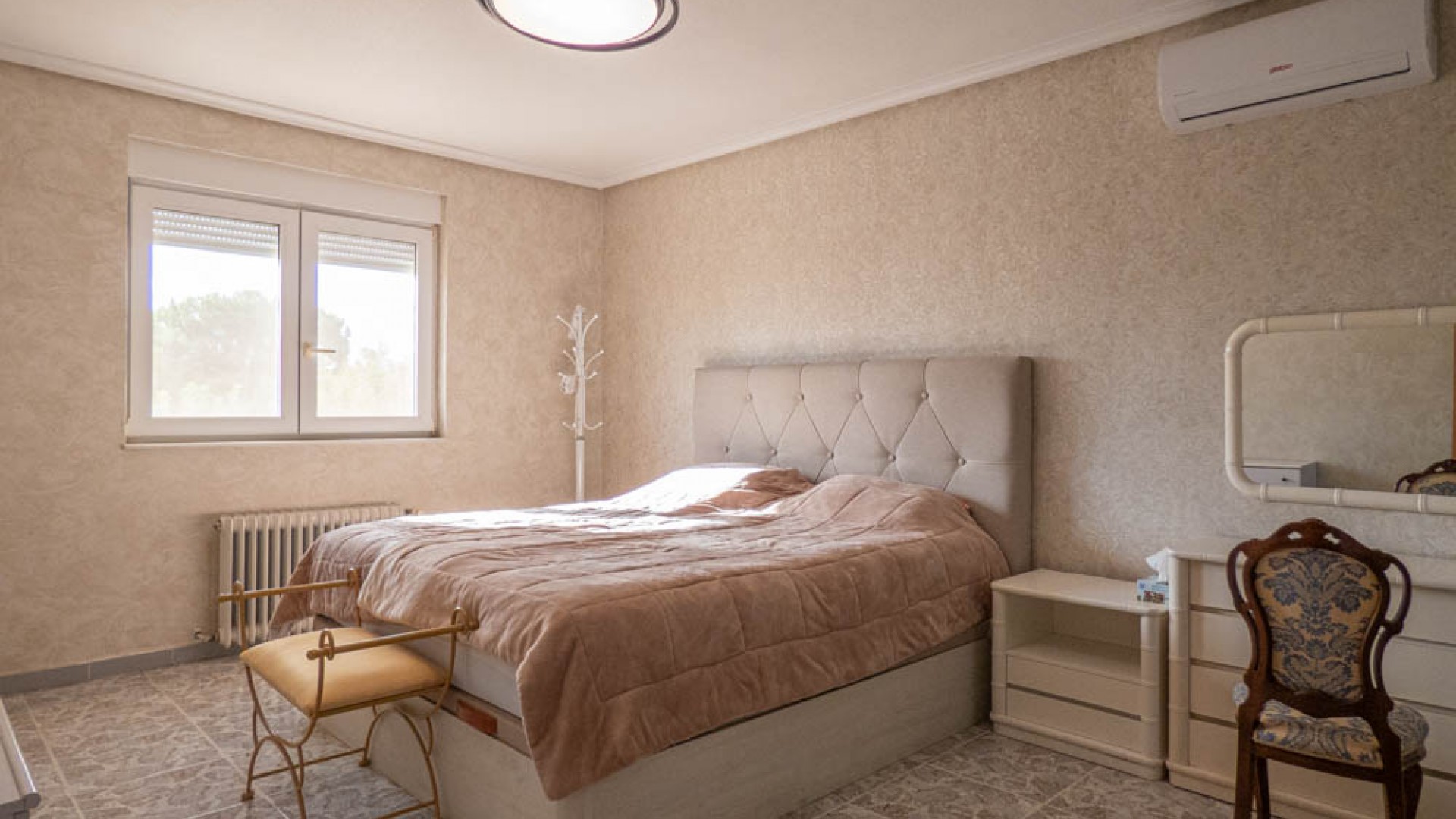 Venta - Chalet Independiente -
San Miguel de Salinas