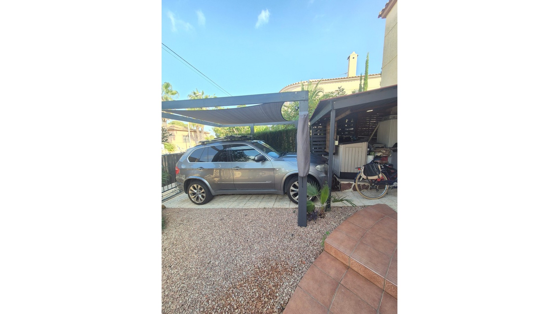 Venta - Chalet Independiente -
San Miguel de Salinas