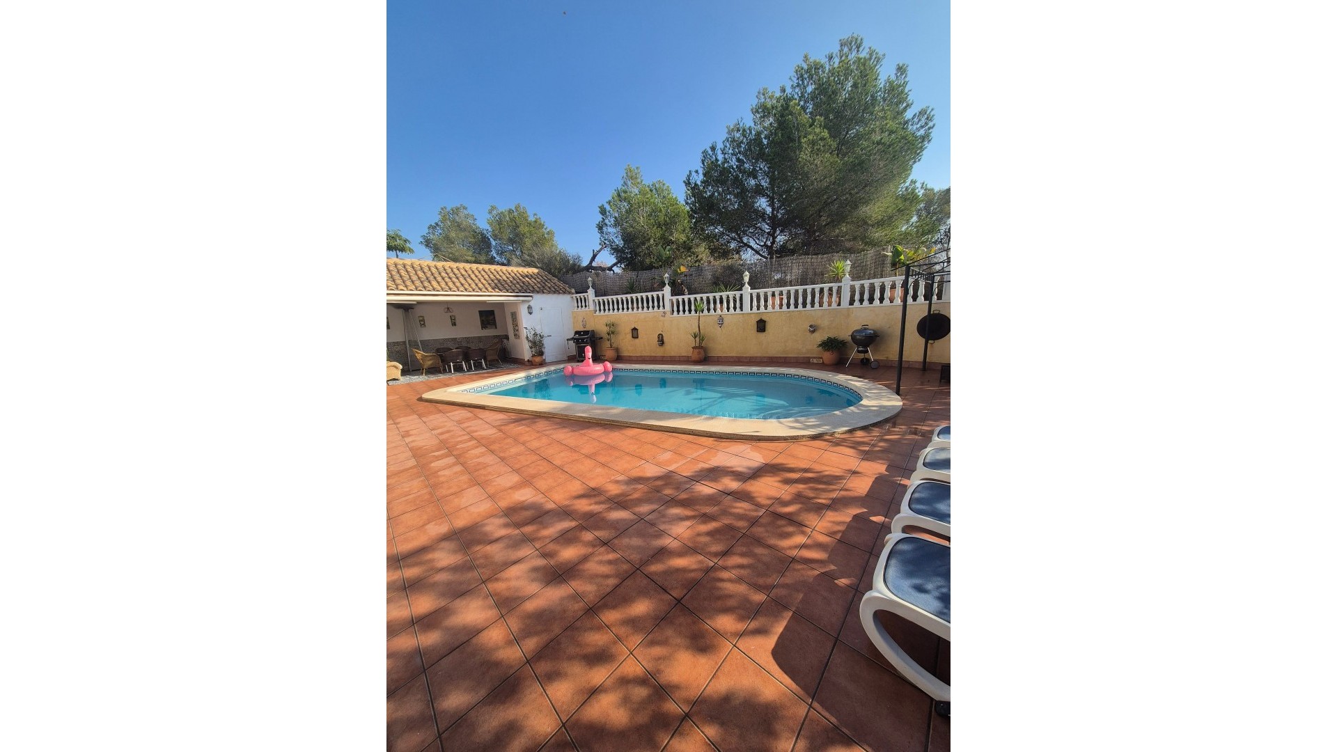 Venta - Chalet Independiente -
San Miguel de Salinas