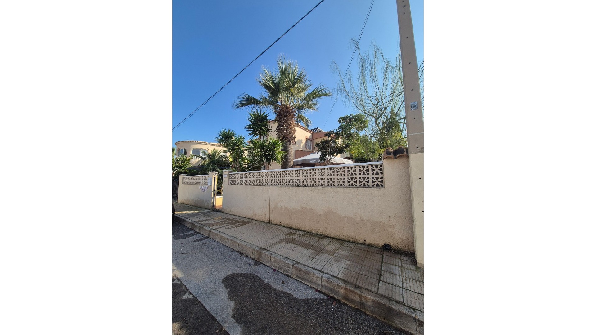 Venta - Chalet Independiente -
San Miguel de Salinas