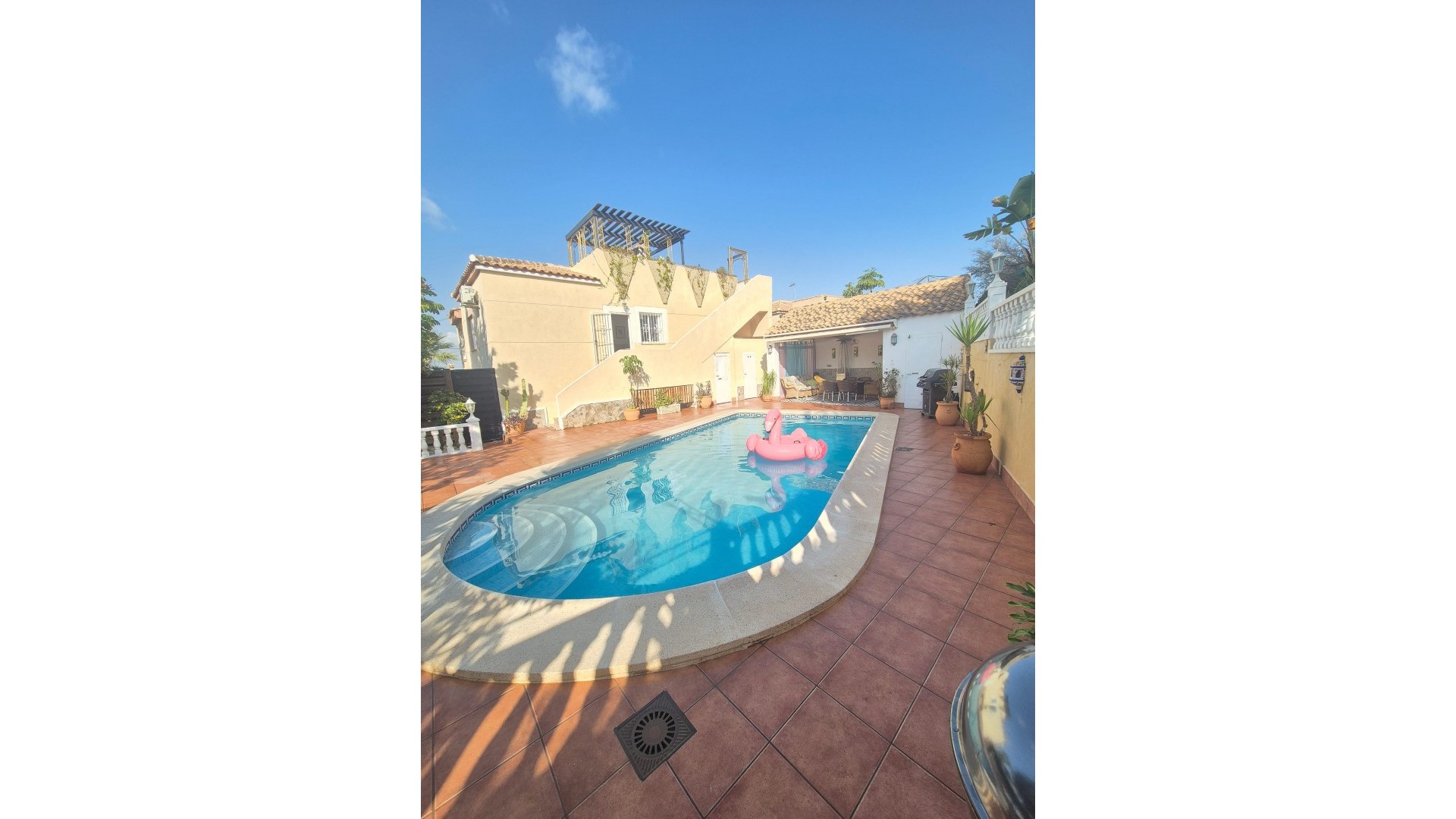 Venta - Chalet Independiente -
San Miguel de Salinas