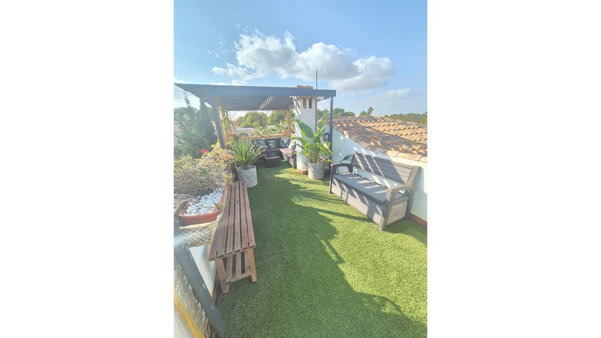 Venta - Chalet Independiente -
San Miguel de Salinas