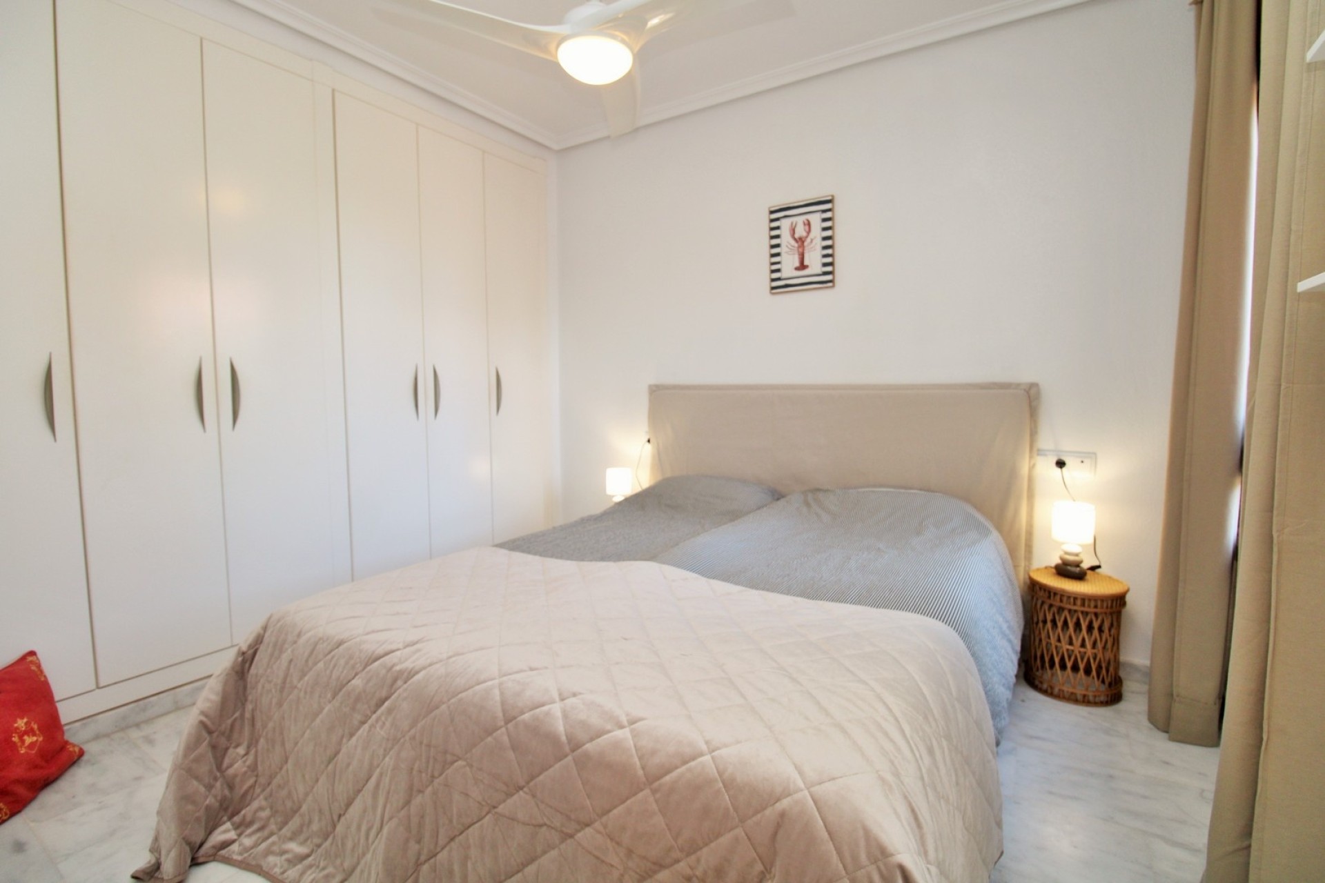 Venta - Chalet Independiente -
San Miguel de Salinas