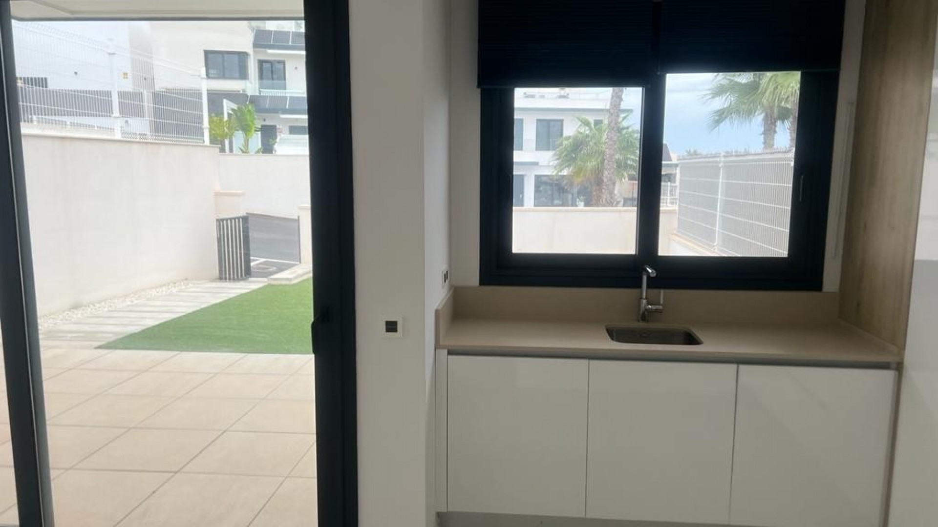 Venta - Chalet Independiente -
San Miguel de Salinas