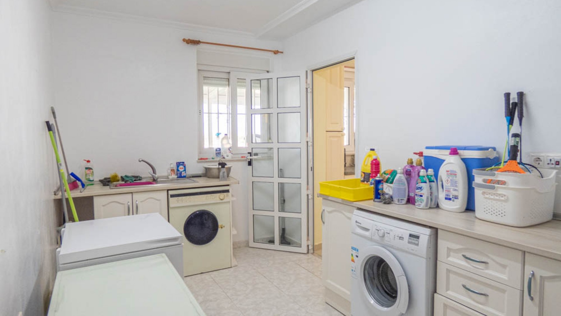 Venta - Chalet Independiente -
San Miguel de Salinas