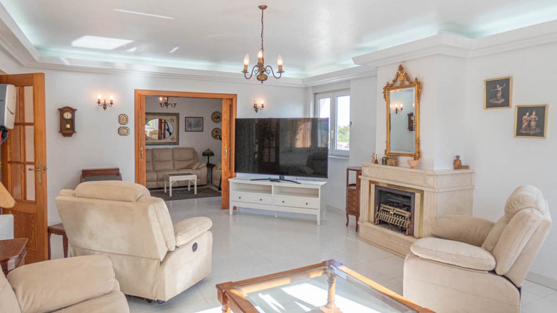 Venta - Chalet Independiente -
San Miguel de Salinas