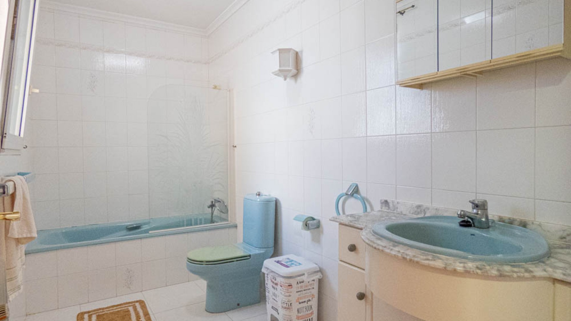 Venta - Chalet Independiente -
San Miguel de Salinas