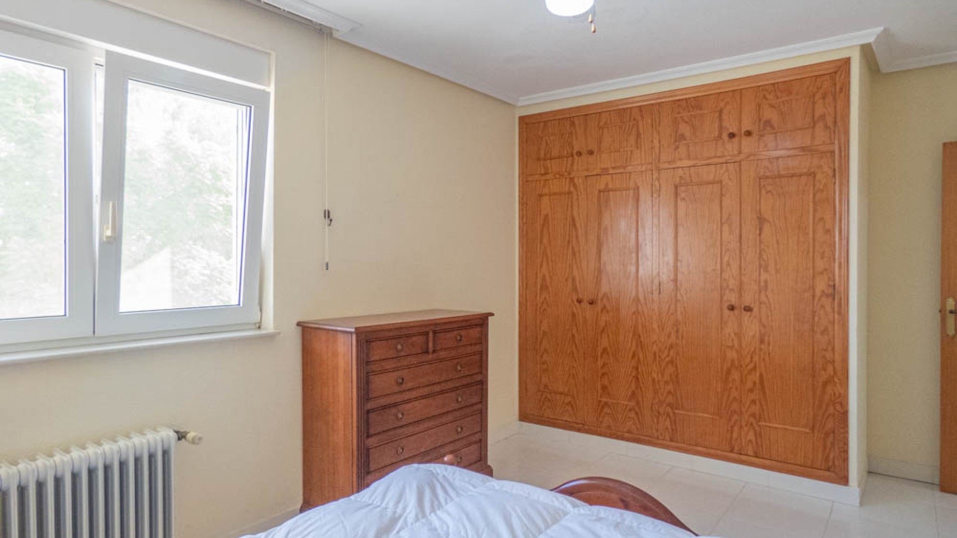 Venta - Chalet Independiente -
San Miguel de Salinas