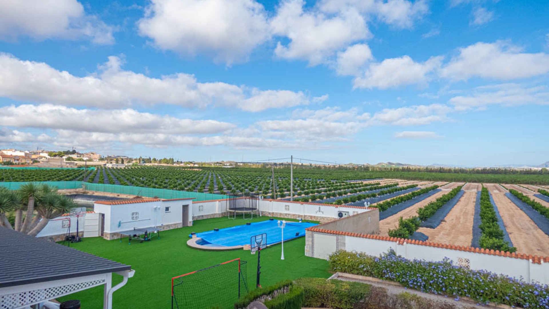 Venta - Chalet Independiente -
San Miguel de Salinas