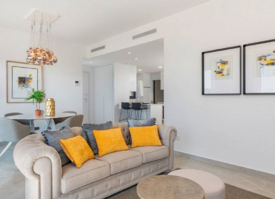 Venta - Chalet Independiente -
San Miguel de Salinas