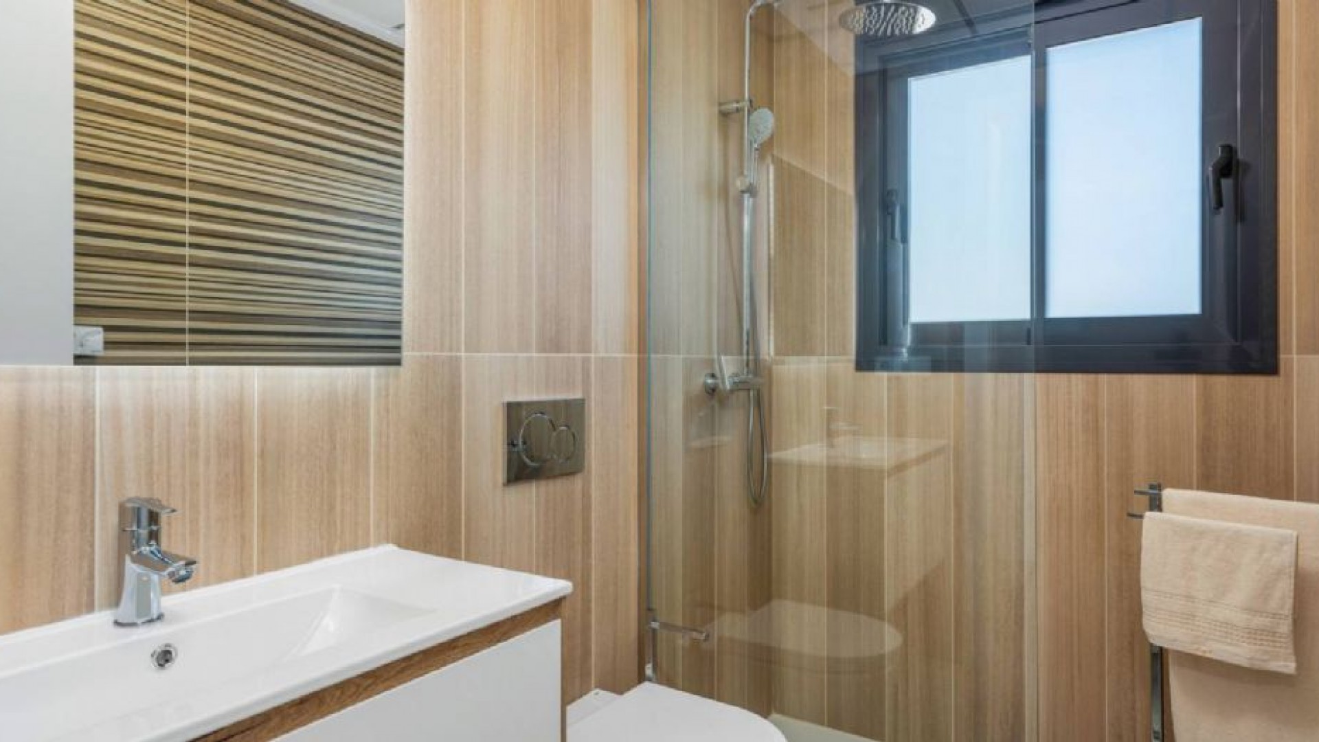 Venta - Chalet Independiente -
San Miguel de Salinas