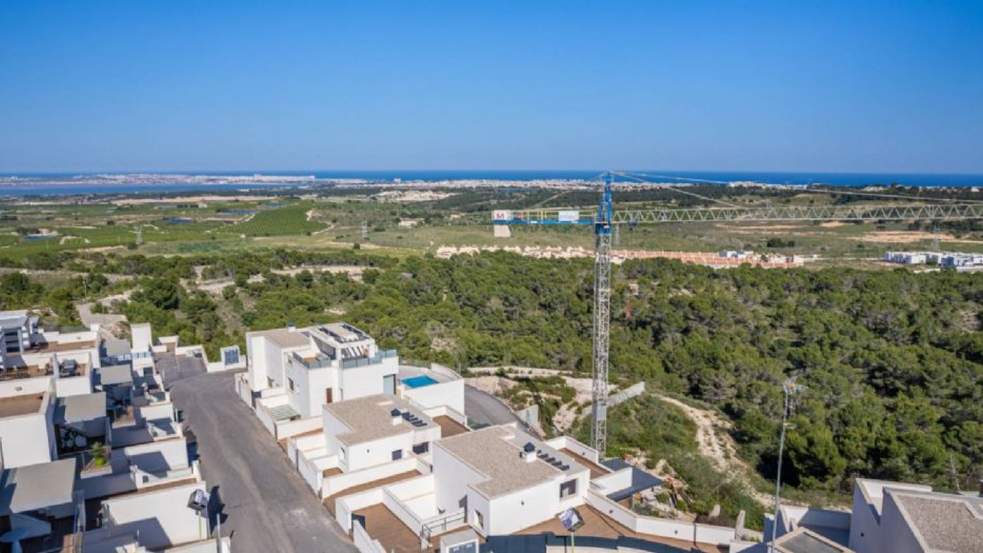 Venta - Chalet Independiente -
San Miguel de Salinas