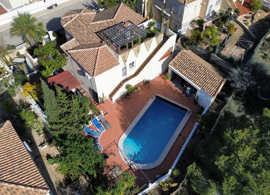 Venta - Chalet Independiente -
San Miguel de Salinas