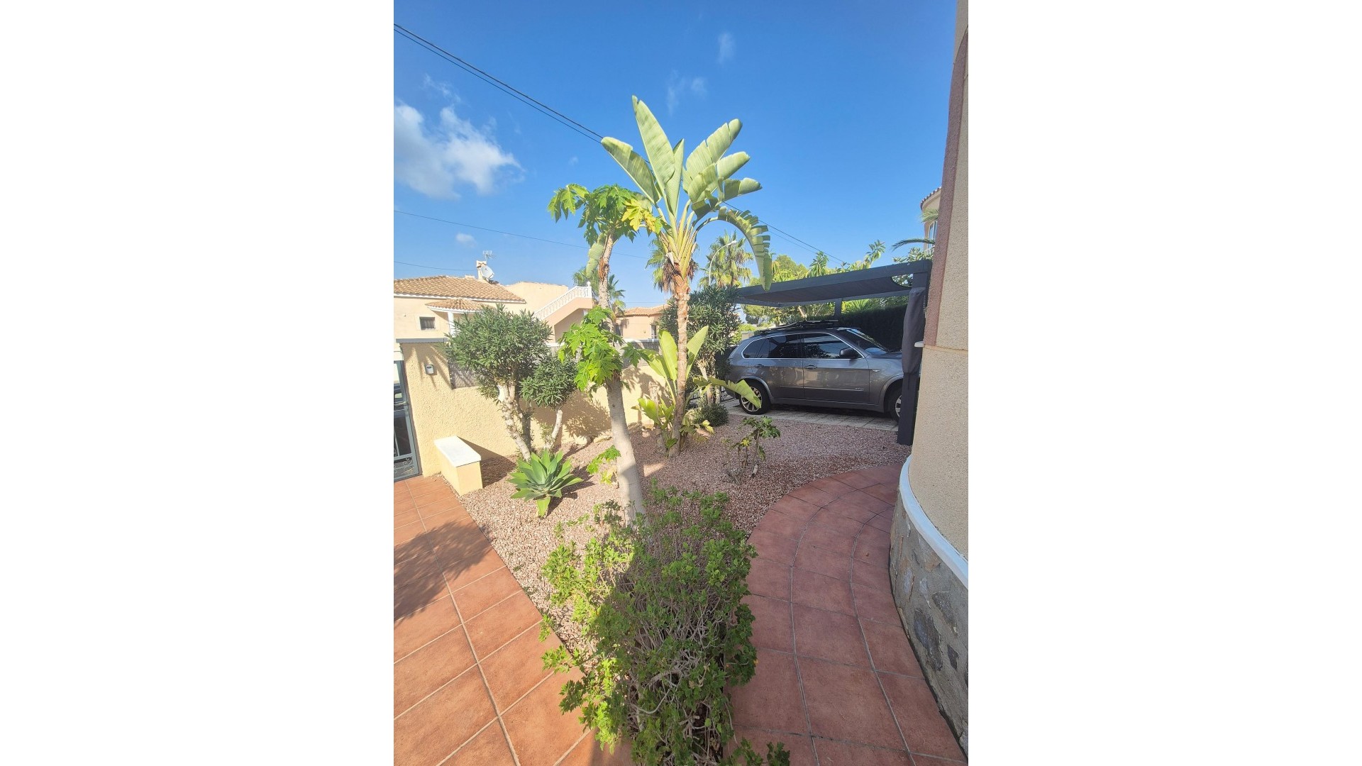 Venta - Chalet Independiente -
San Miguel de Salinas