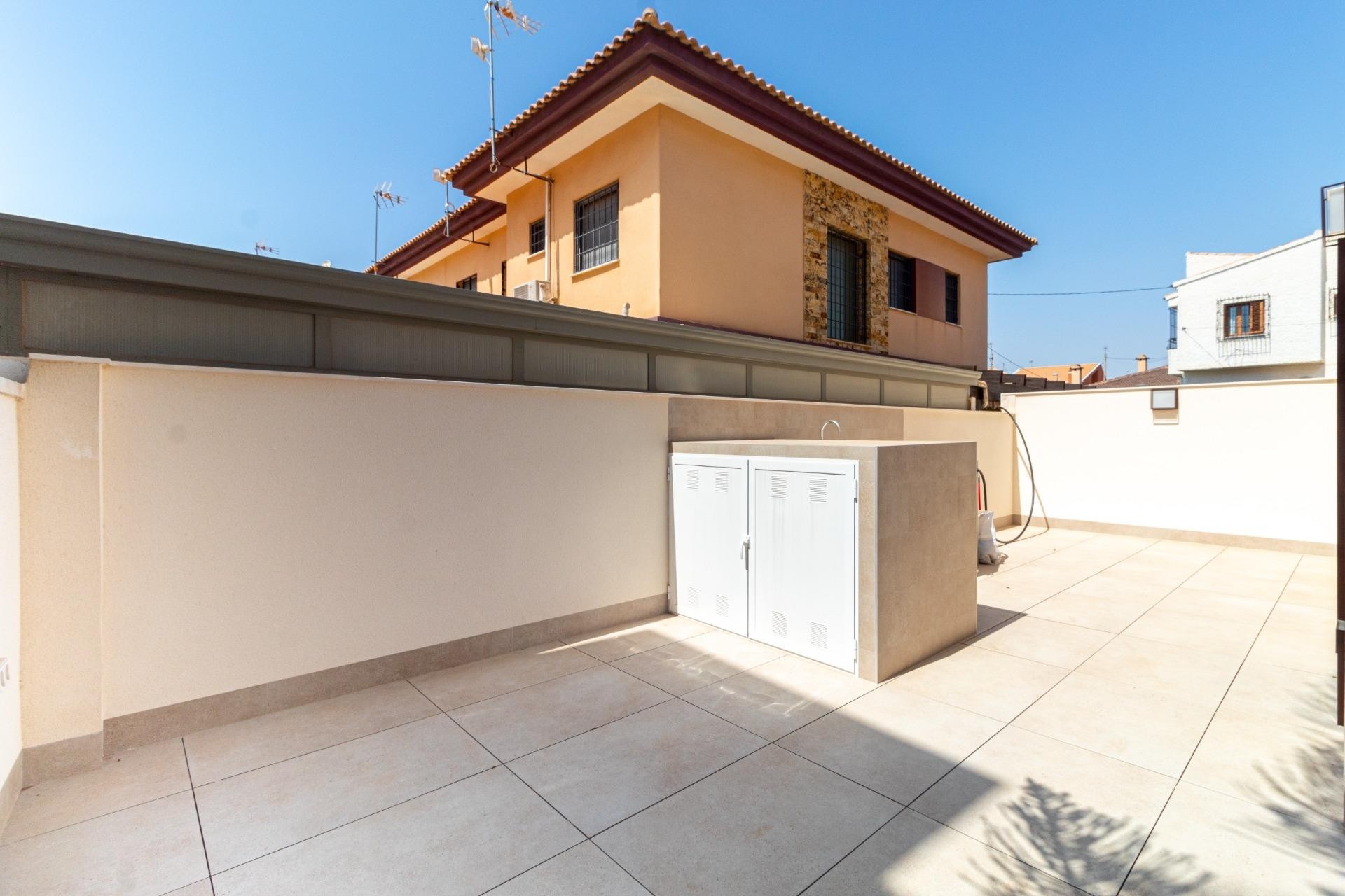 Venta - Chalet Independiente -
Santiago de la ribera - Playa de santiago de la ribera