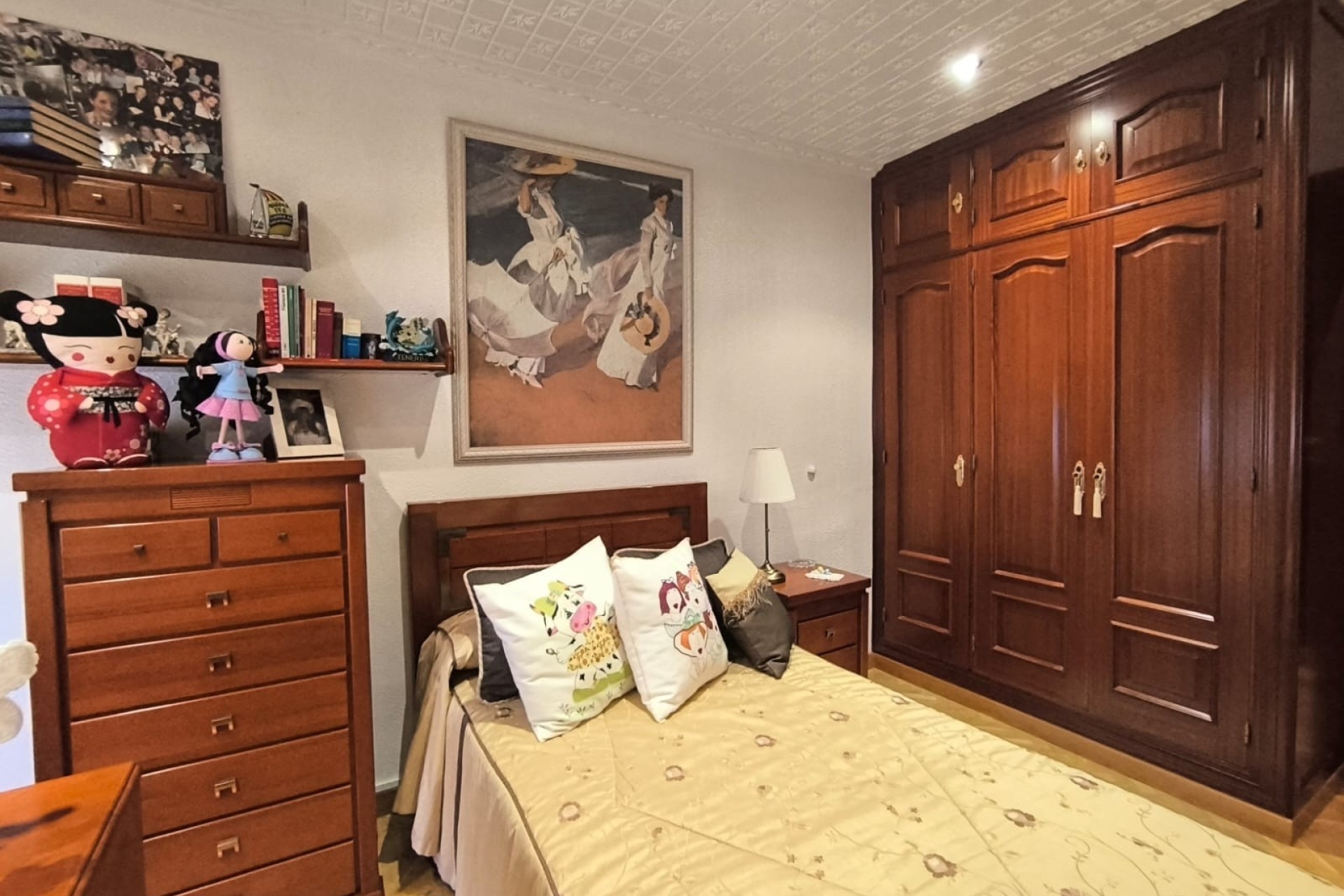 Venta - Chalet Independiente -
SAX - Inland