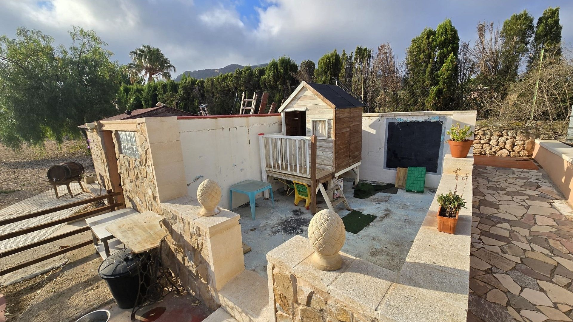 Venta - Chalet Independiente -
SAX