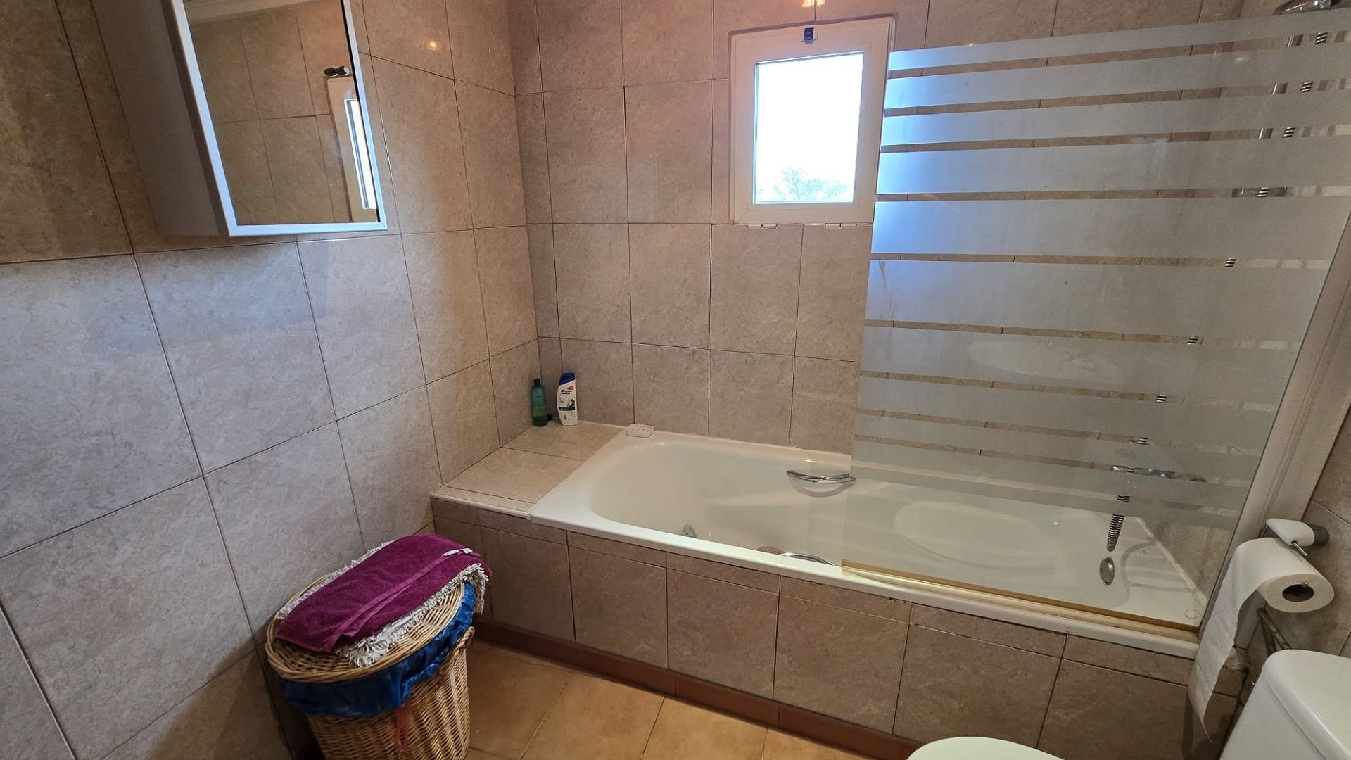 Venta - Chalet Independiente -
SAX