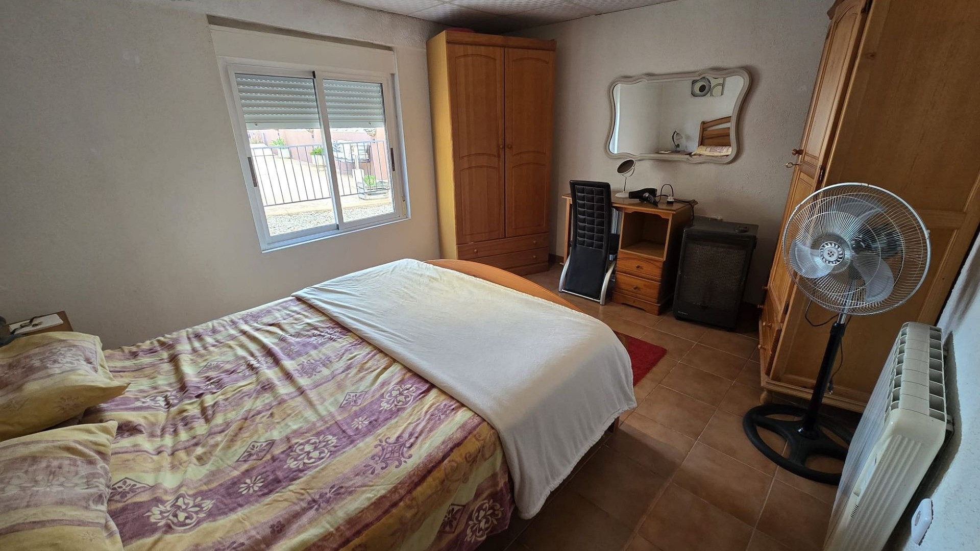 Venta - Chalet Independiente -
SAX