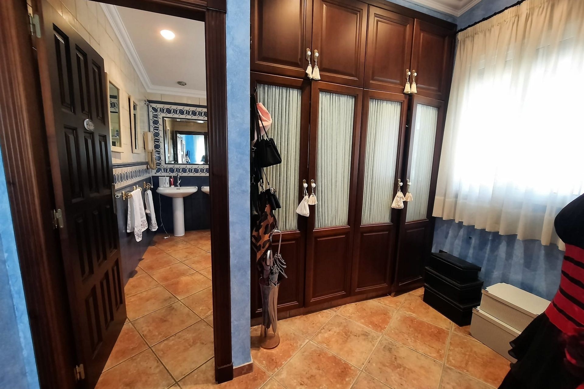 Venta - Chalet Independiente -
SAX