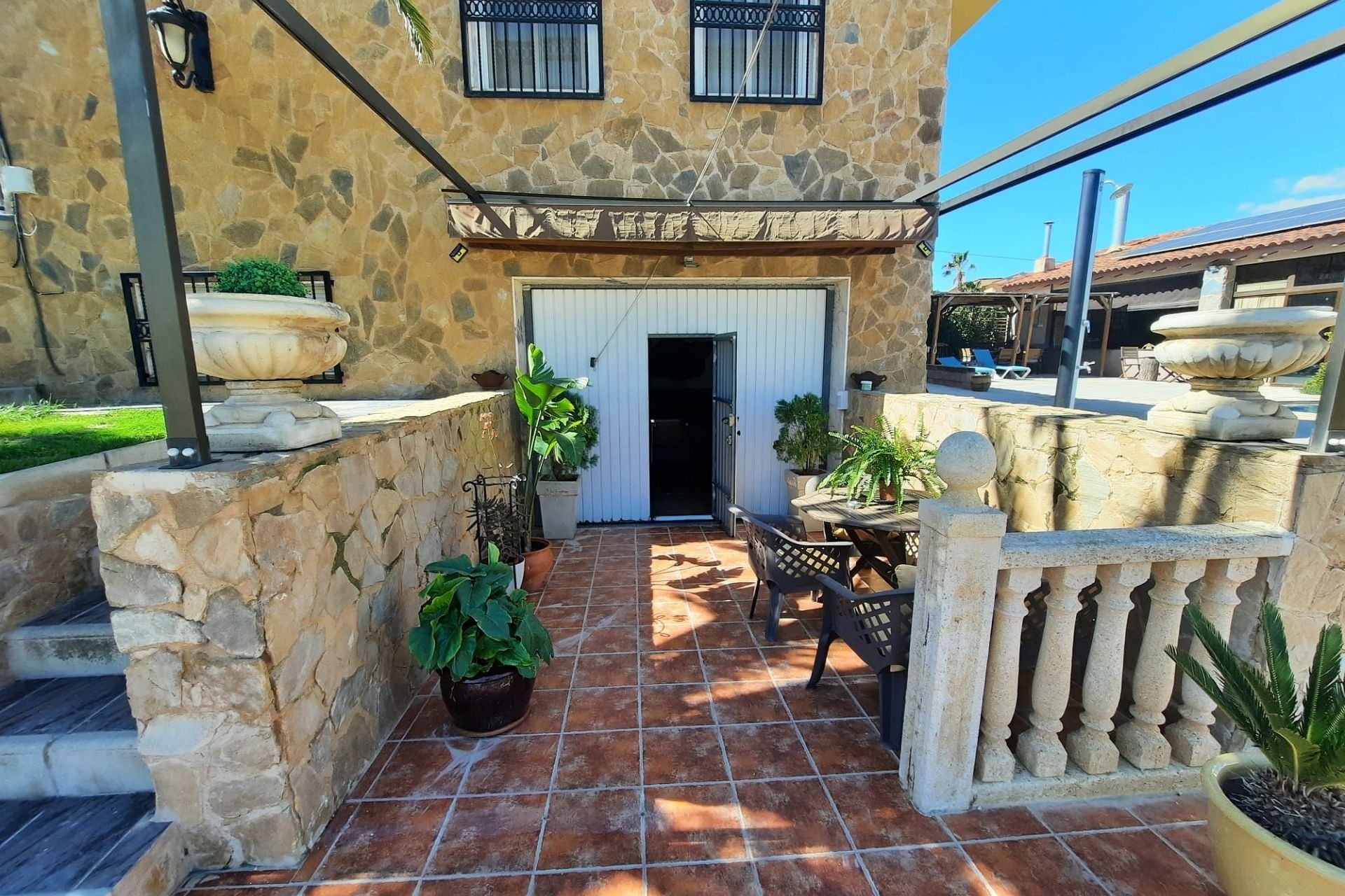 Venta - Chalet Independiente -
SAX