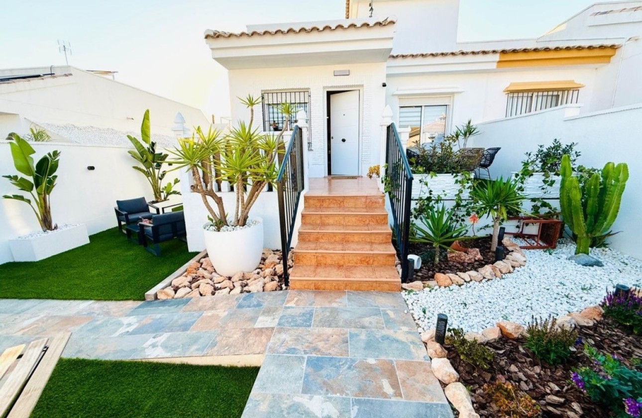 Venta - Chalet Independiente -
Sucina - Inland