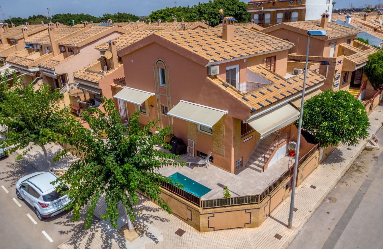 Venta - Chalet Independiente -
Torre de la Horadada - Costa Blanca