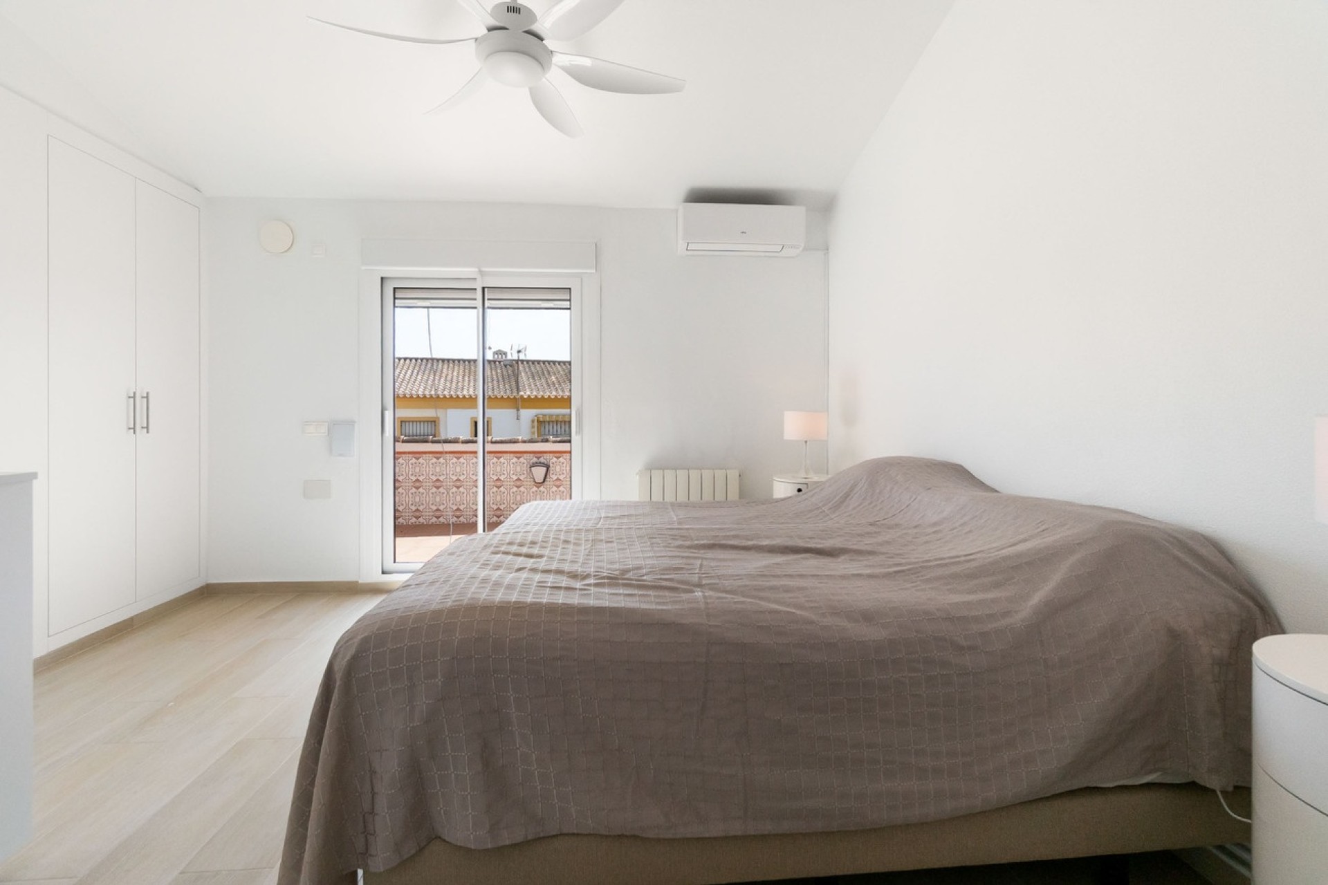 Venta - Chalet Independiente -
Torre de la Horadada - Costa Blanca