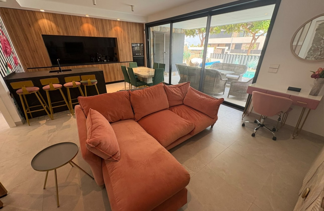 Venta - Chalet Independiente -
Torre Pacheco