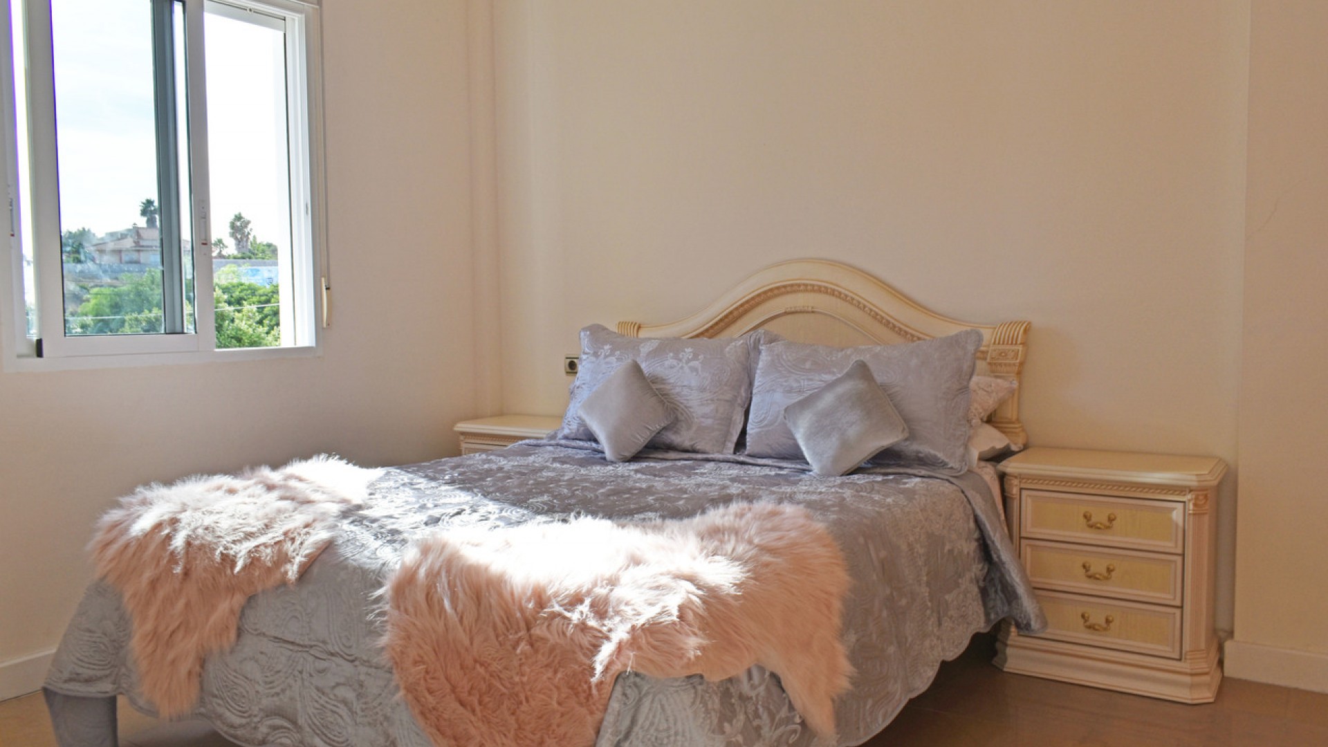 Venta - Chalet Independiente -
Torremendo