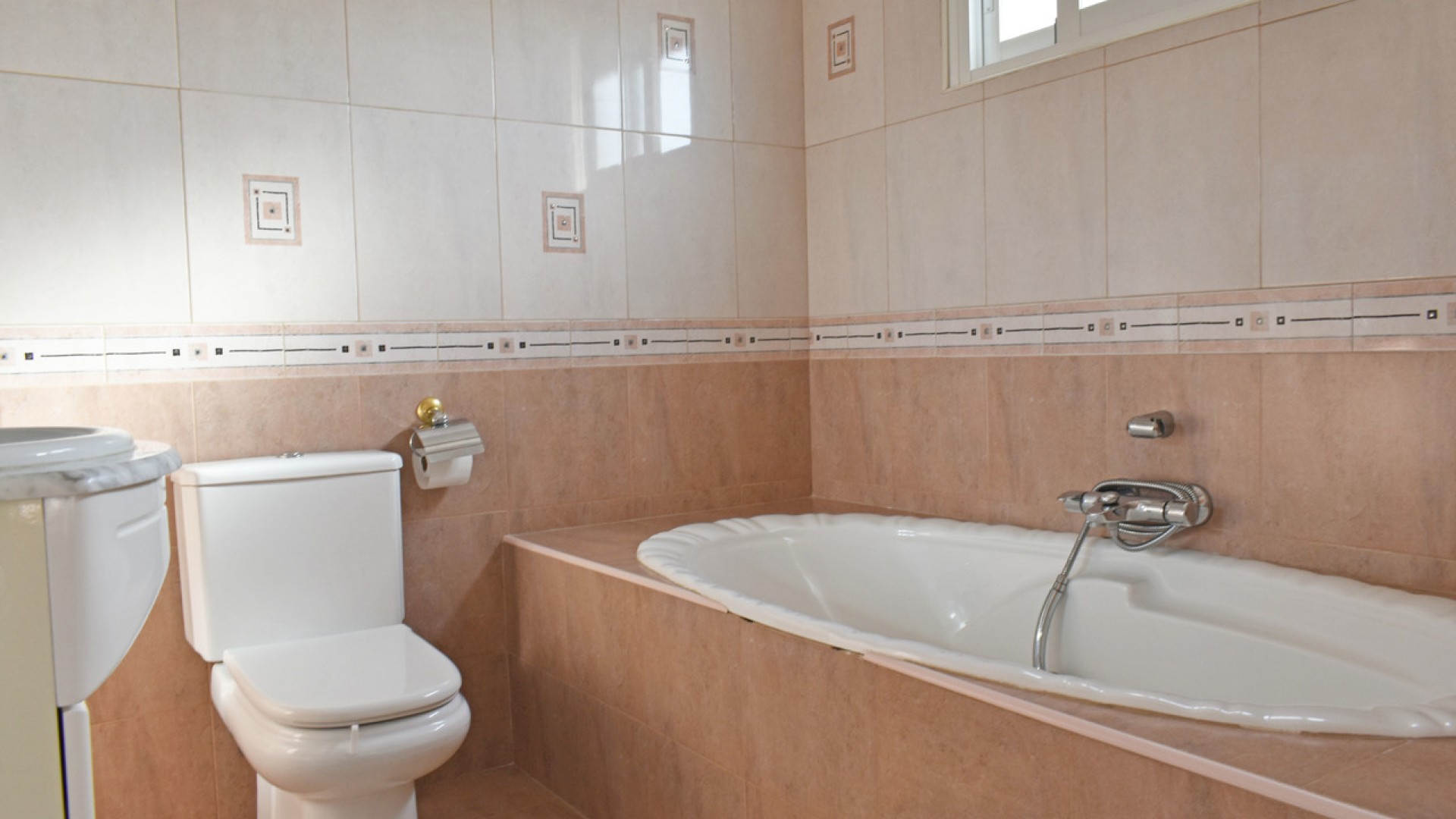 Venta - Chalet Independiente -
Torremendo