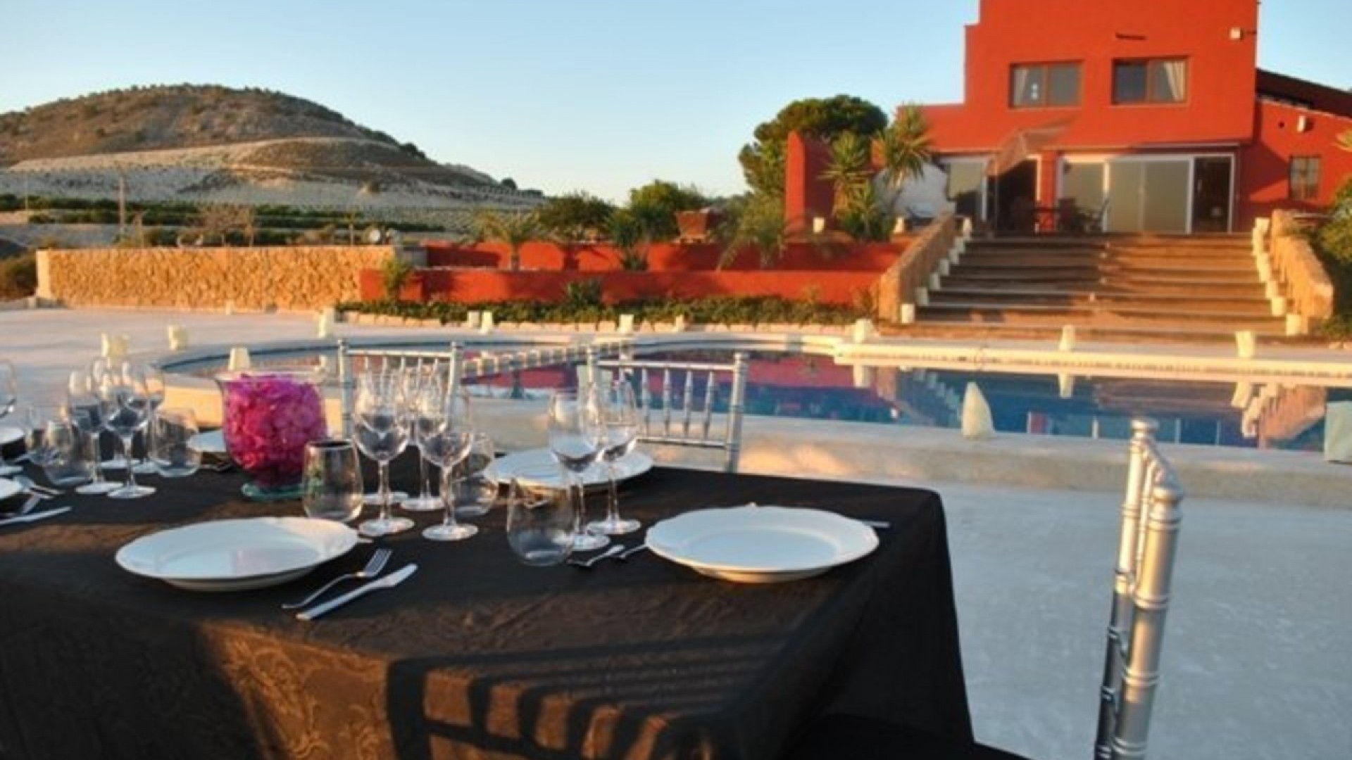 Venta - Chalet Independiente -
Torremendo