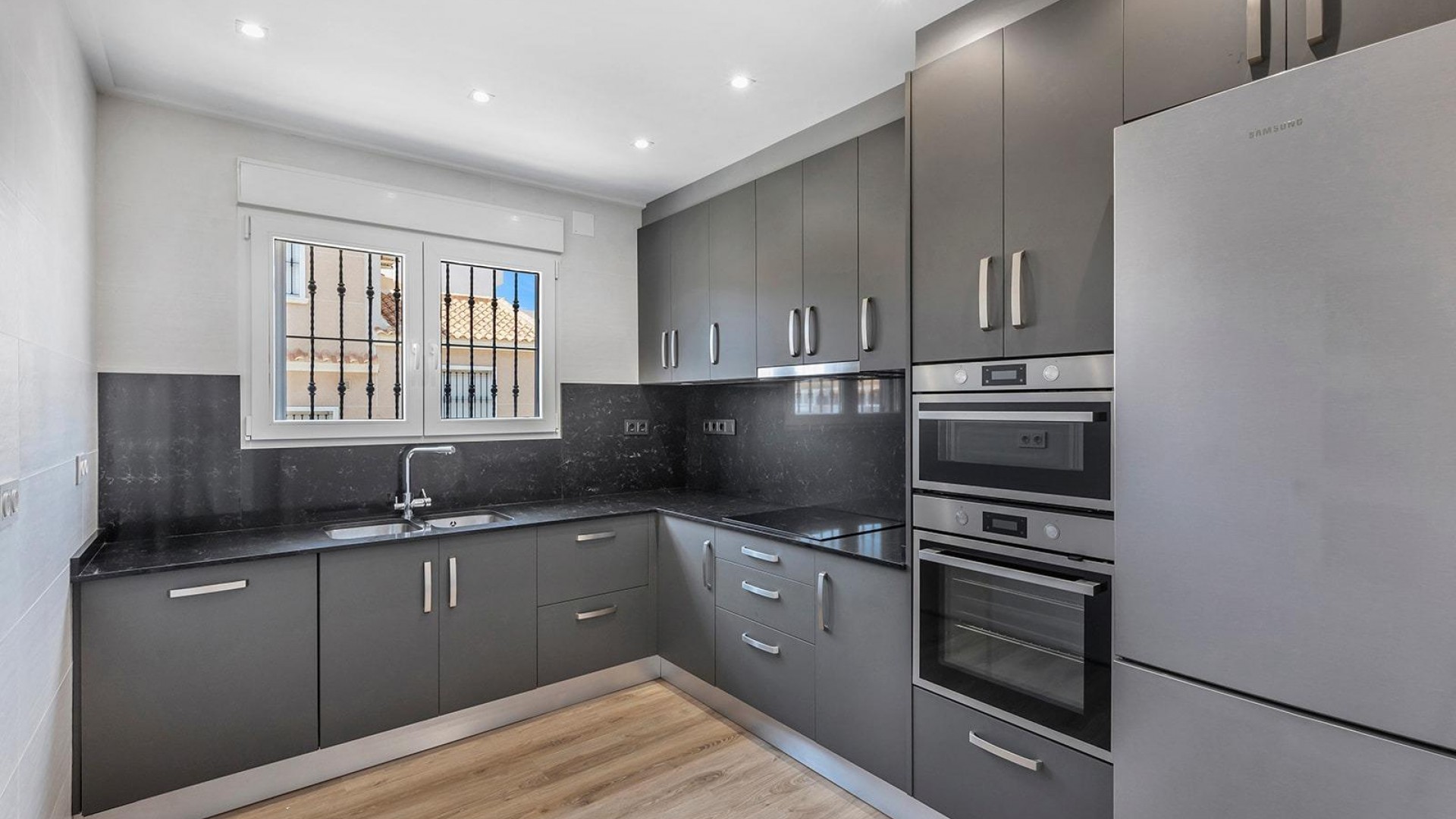 Venta - Chalet Independiente -
Torrevieja - Aguas Nuevas