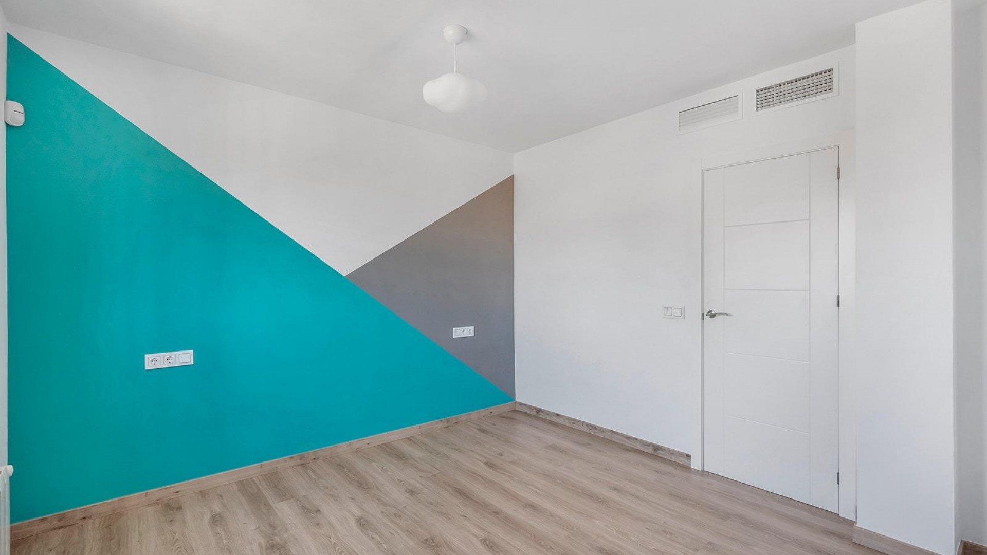 Venta - Chalet Independiente -
Torrevieja - Aguas Nuevas