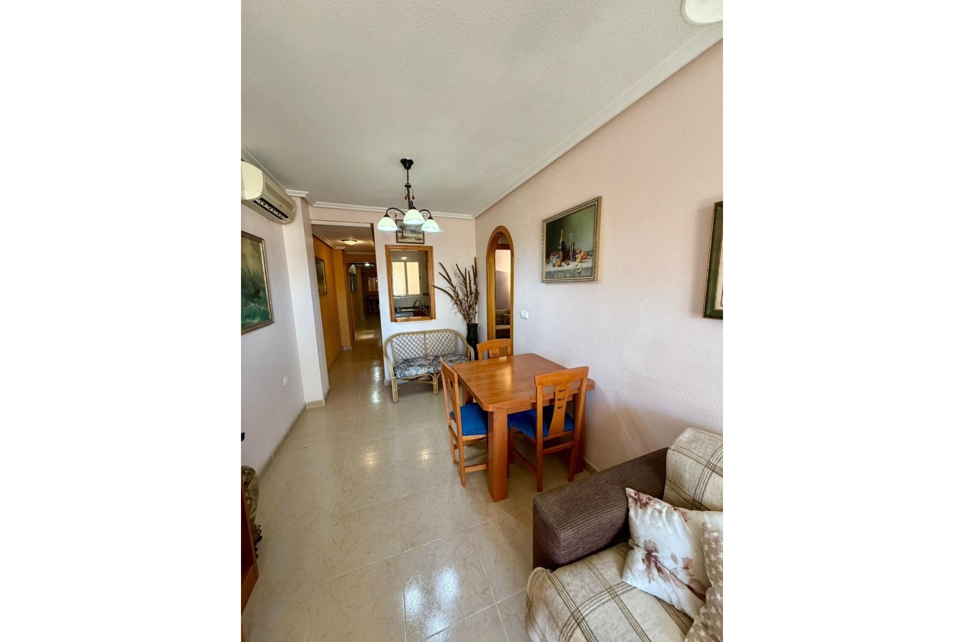 Venta - Chalet Independiente -
Torrevieja - Center
