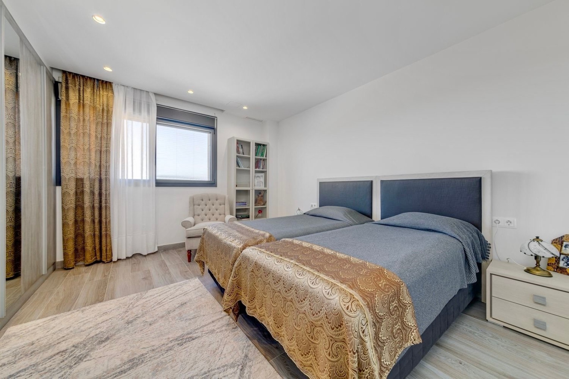Venta - Chalet Independiente -
Torrevieja - Costa Blanca