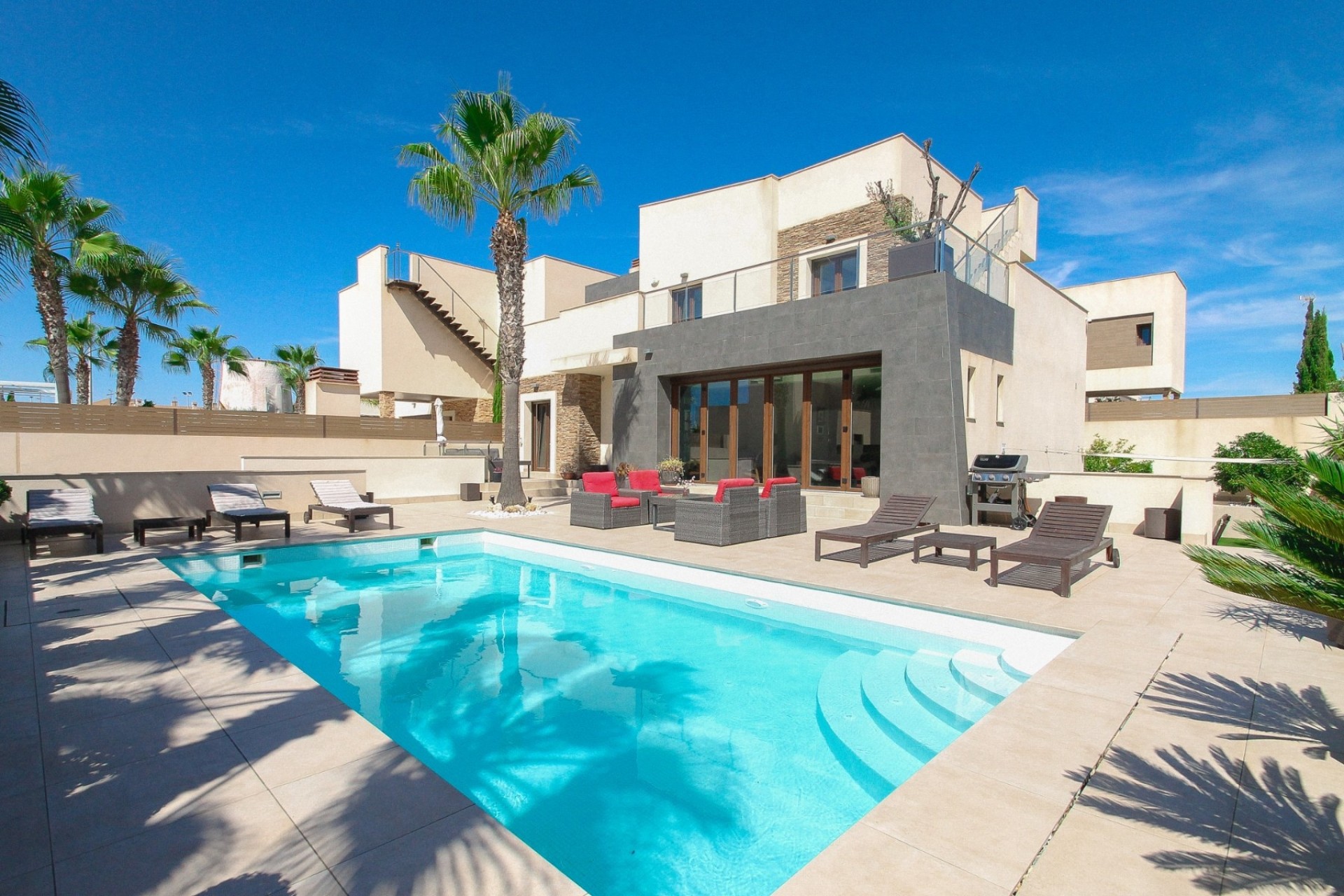 Venta - Chalet Independiente -
Torrevieja - Costa Blanca