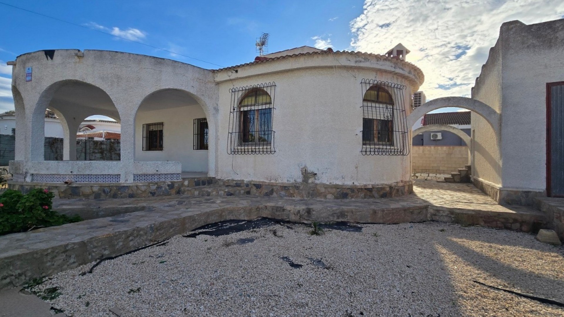 Venta - Chalet Independiente -
Torrevieja - El Chaparal