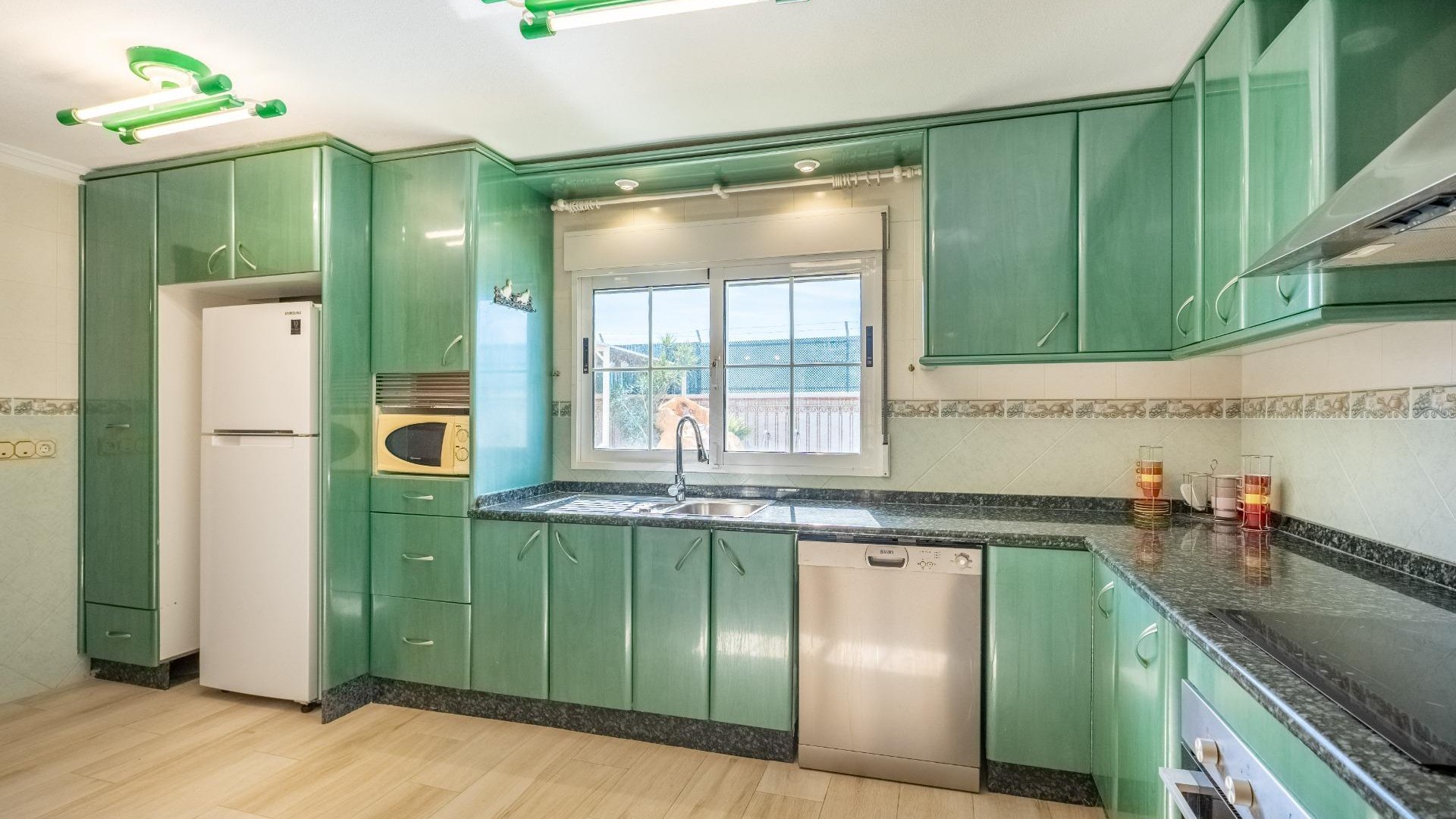 Venta - Chalet Independiente -
Torrevieja - El chaparral