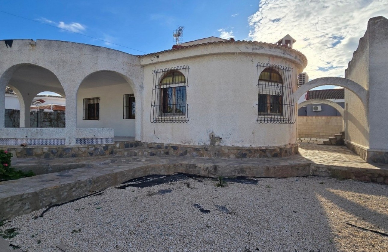 Venta - Chalet Independiente -
Torrevieja - El chaparral
