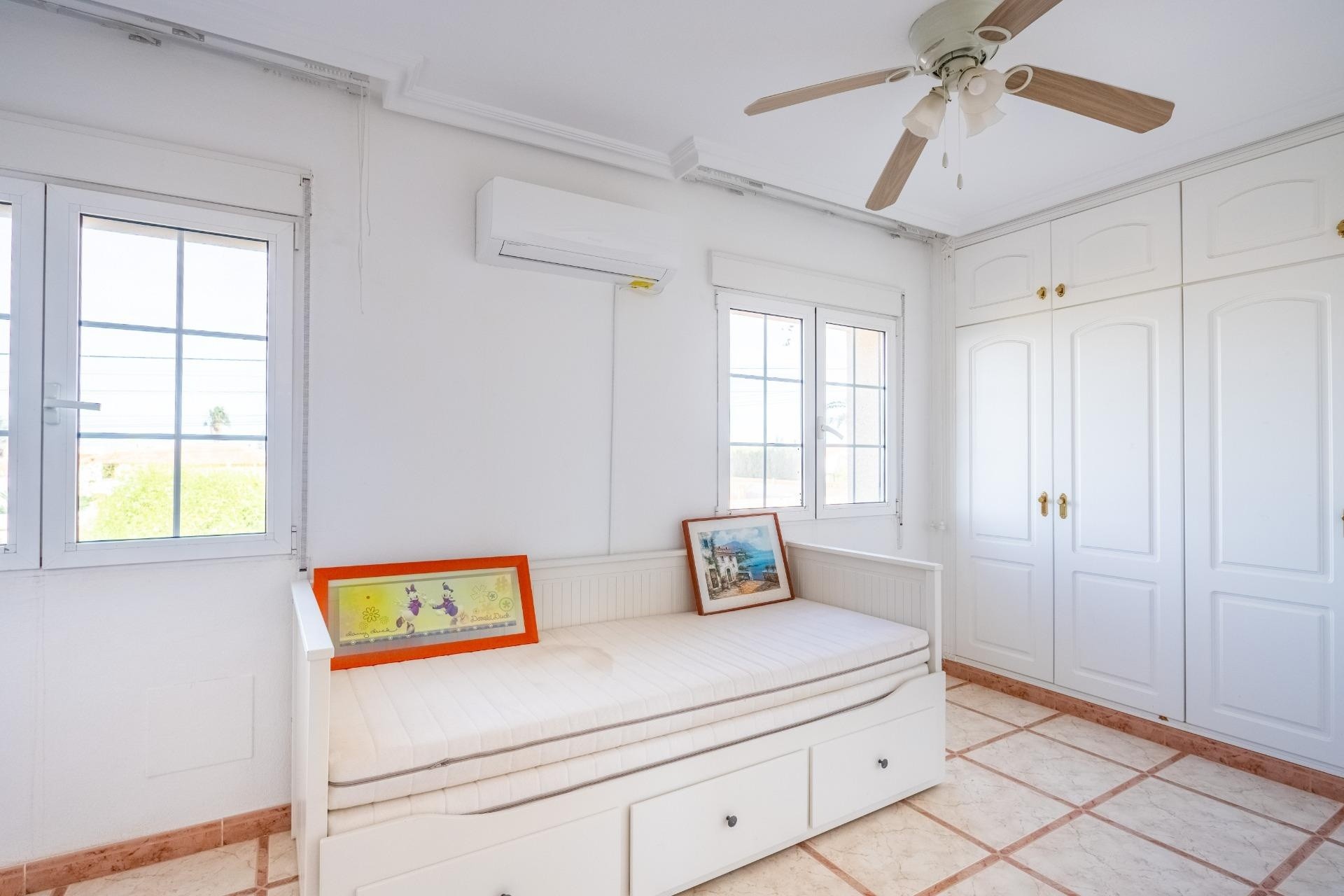 Venta - Chalet Independiente -
Torrevieja - El chaparral