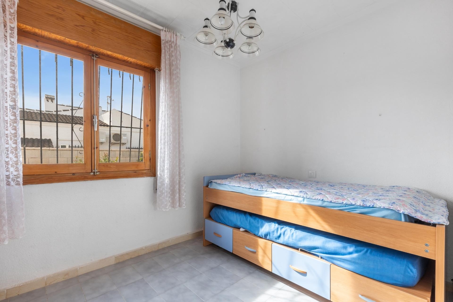 Venta - Chalet Independiente -
Torrevieja - El chaparral