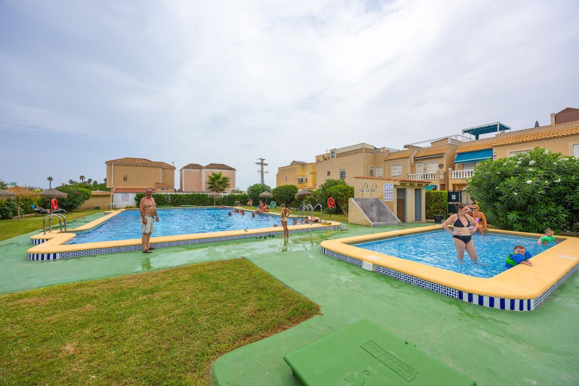 Venta - Chalet Independiente -
Torrevieja - El Limonar