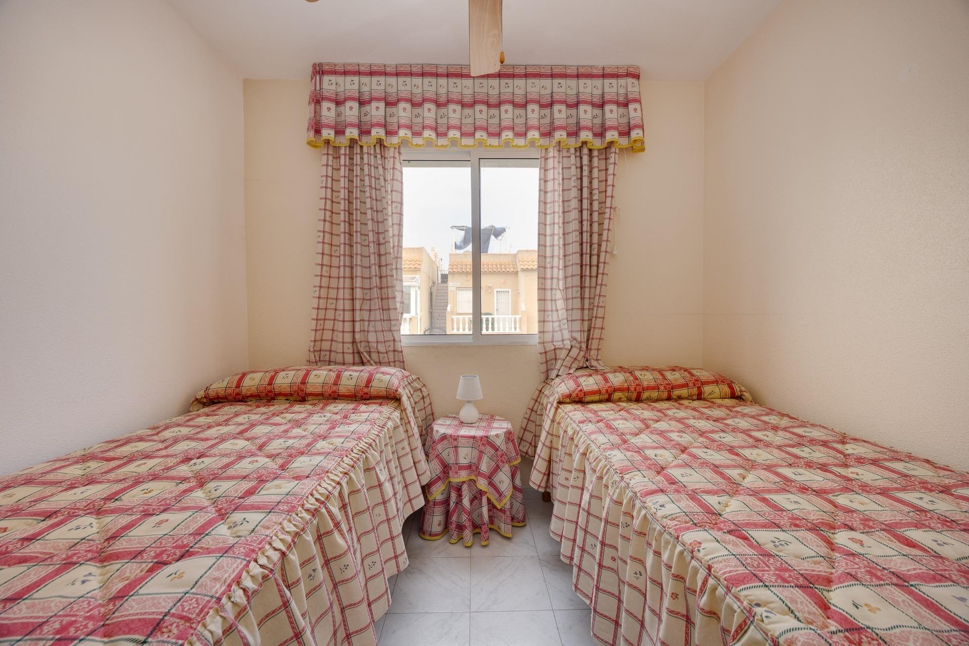 Venta - Chalet Independiente -
Torrevieja - El Limonar
