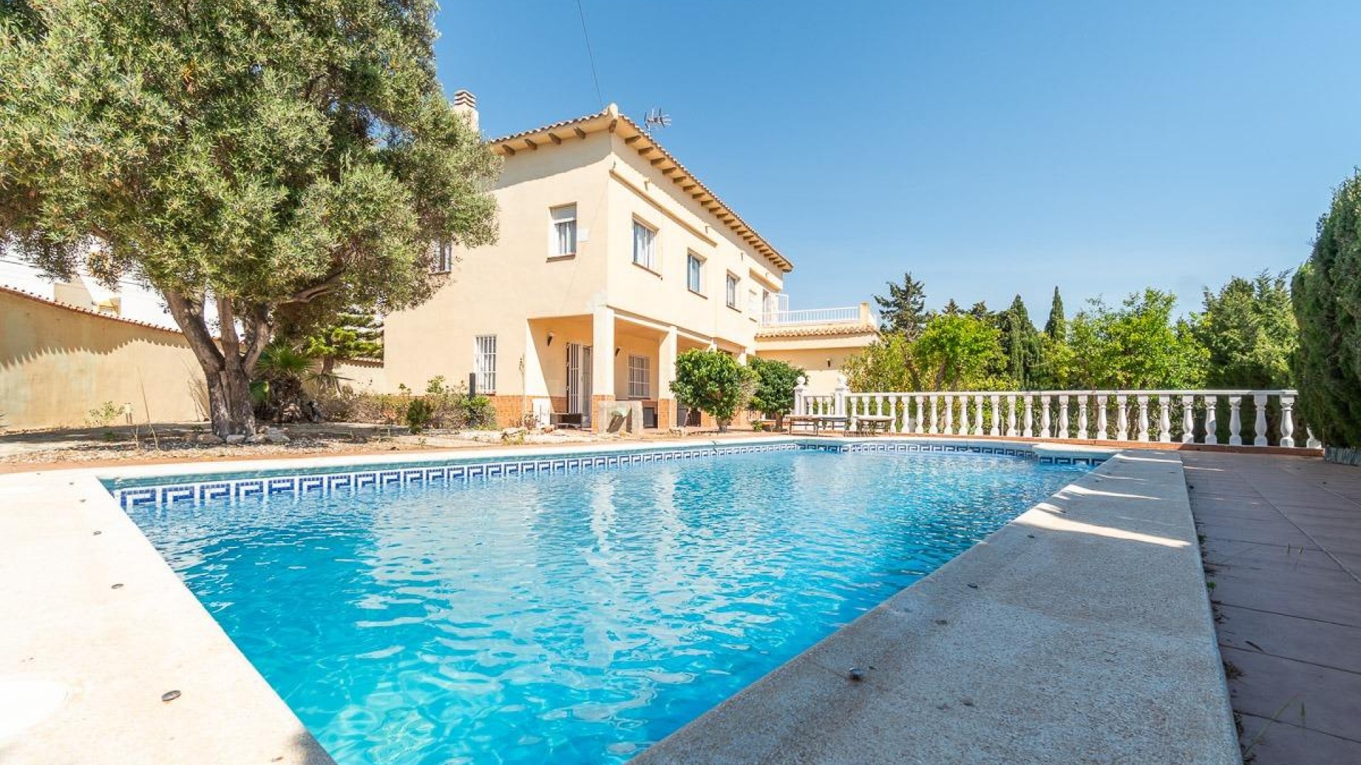 Venta - Chalet Independiente -
Torrevieja - La Mata