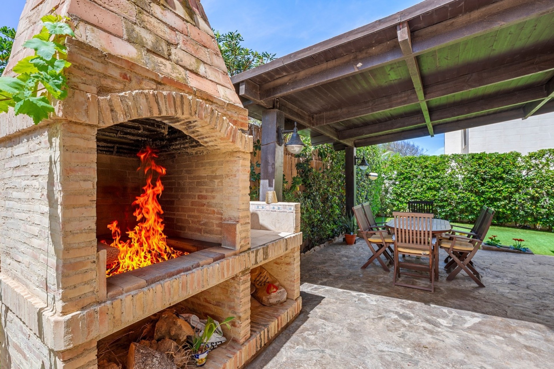 Venta - Chalet Independiente -
Torrevieja - La Mata