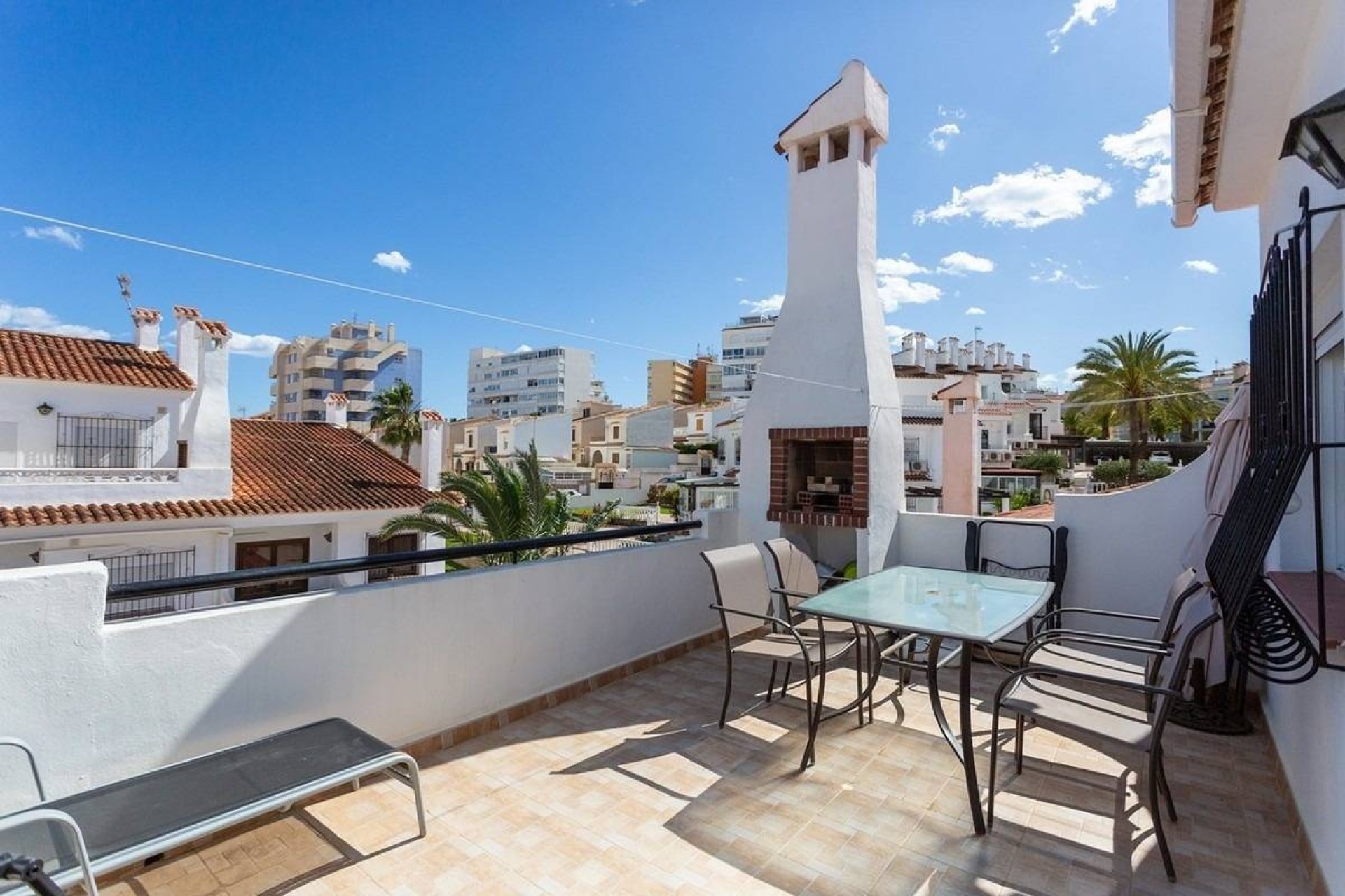 Venta - Chalet Independiente -
Torrevieja - La Mata
